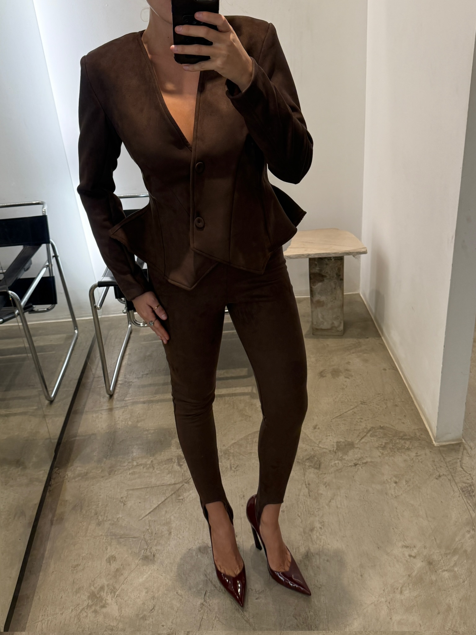 Facetune_27-08-2025-20-05-06